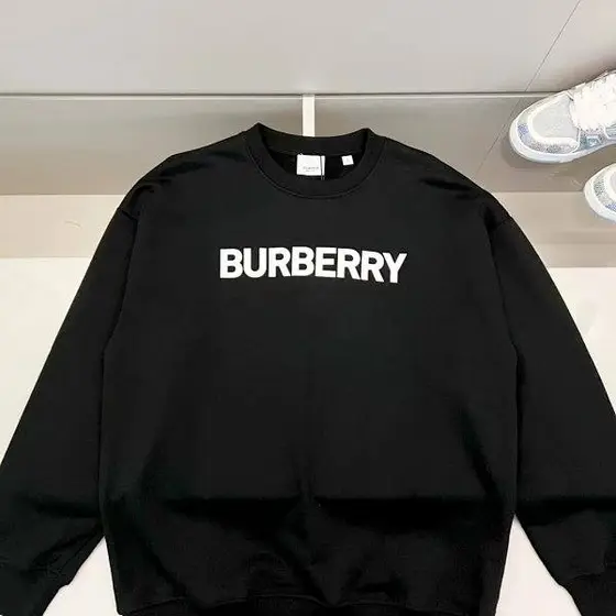 Burberry Sweatshirt