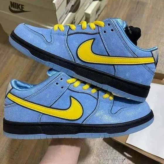 Nike x The Powerpuff Girls SB Dunk Low Bubbles Sneakers